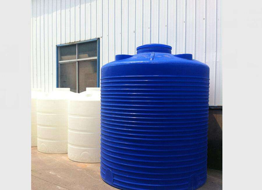 PE化工儲(chǔ)罐的特點(diǎn)，如下所示：